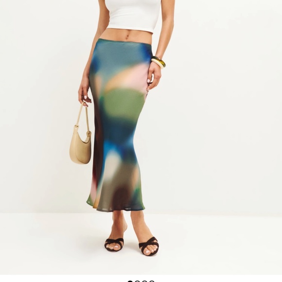 Reformation Dresses & Skirts - Reformation Layla Skirt Blur Size 0 Petite